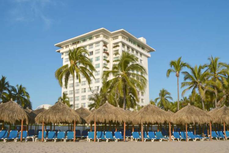 hoteles en ixtapa todo incluido